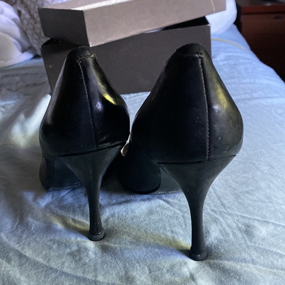 Black peep toe heels - Picture 4 of 5